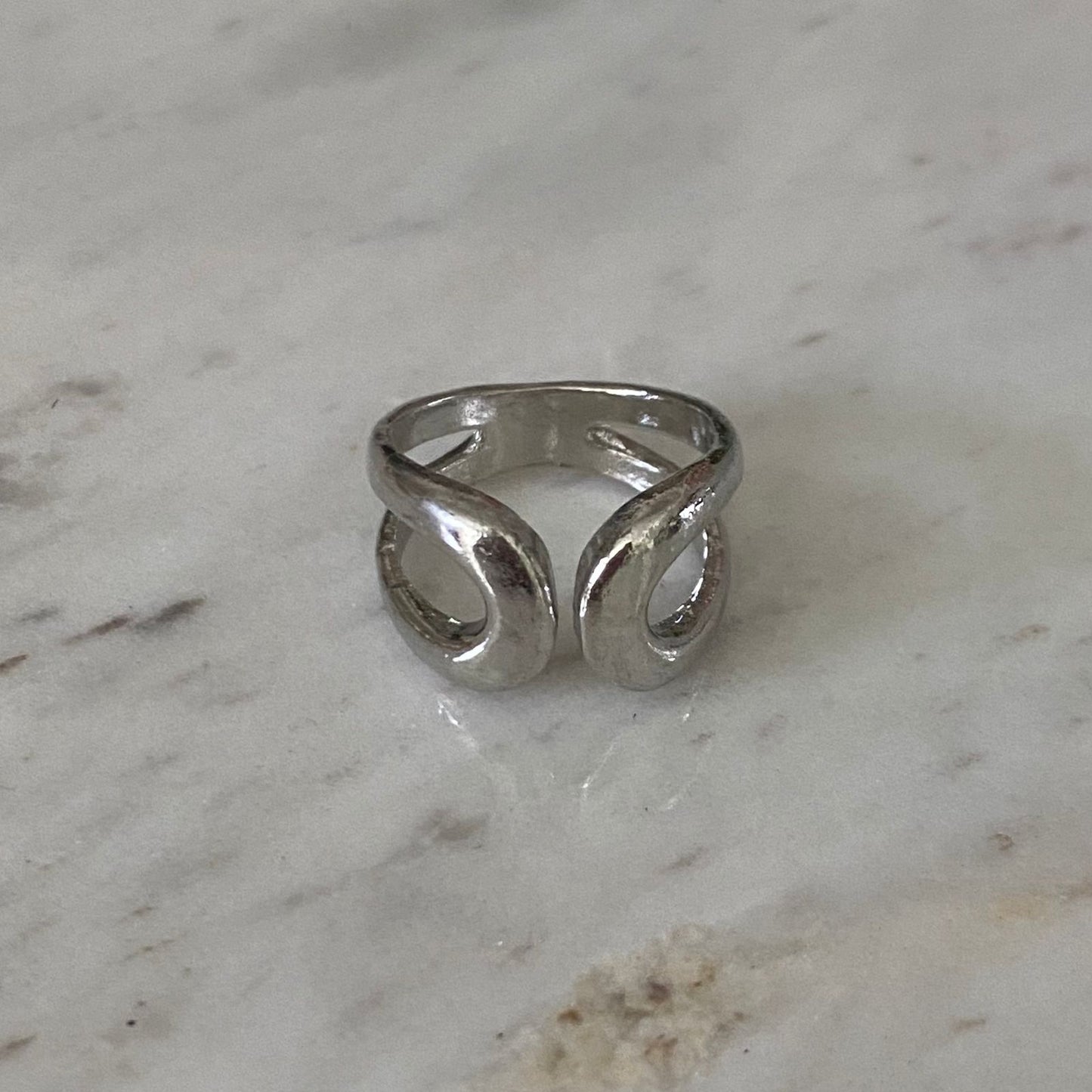 Anillo Ela